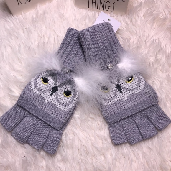 kate spade Accessories - New!! Kate Spade Gloves Owl Pop Top Knit Mittens